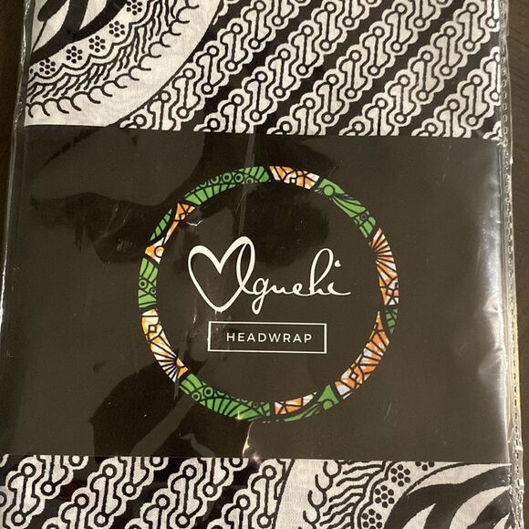 Love Iguehi Black and White Print Head Wrap - Picture 5 of 6